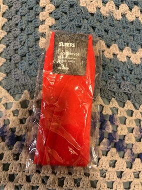 SLEEFS Red Leg Sleeves
